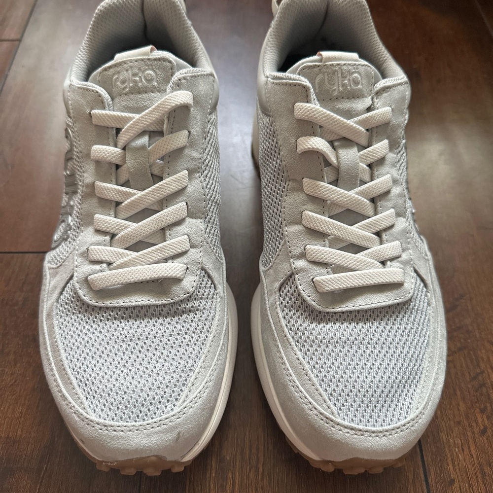 Ryka Gray With Silver Accent Athletic Shoes